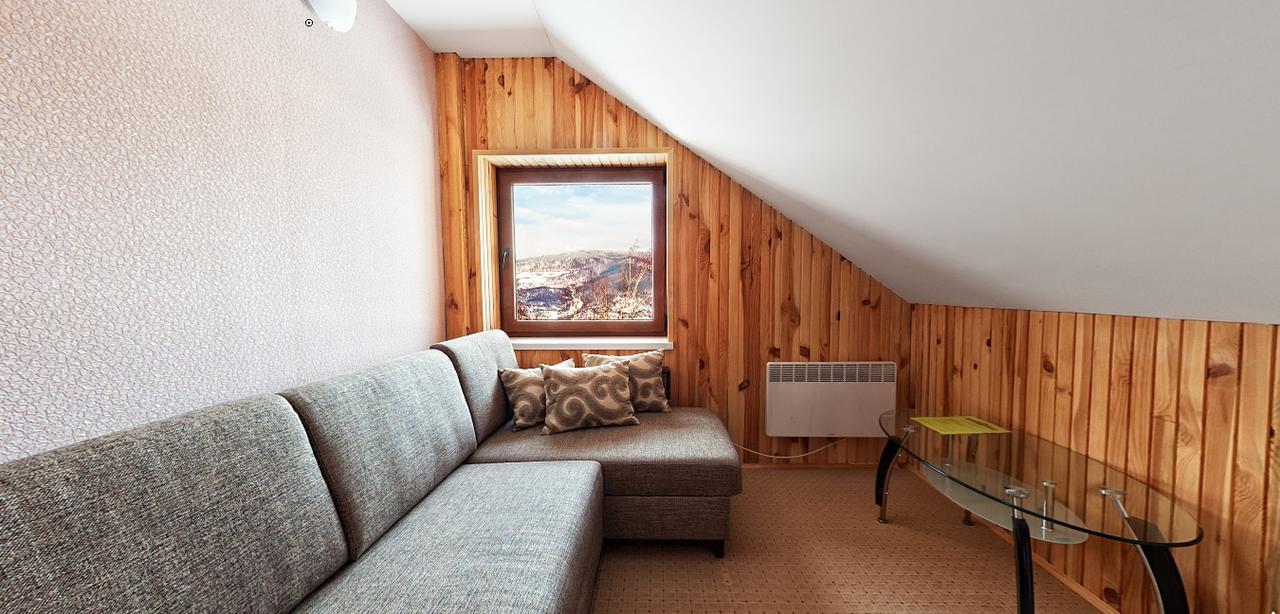 Alpen House Hotel Vyshka Buitenkant foto